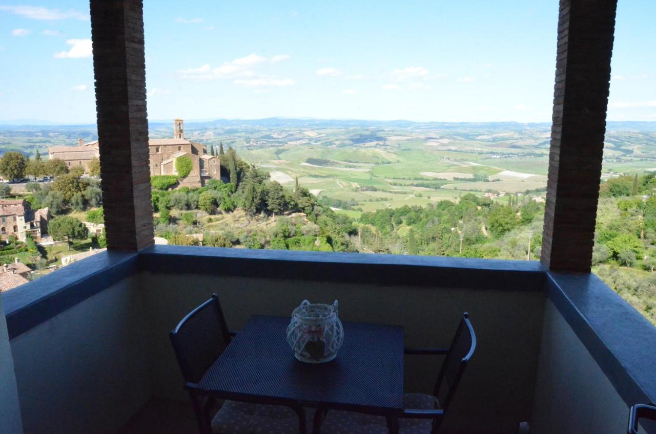 La Terrazza Sull'Alba Apartment Монталчино Екстериор снимка